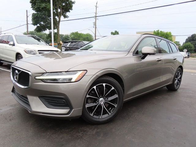 Volvo V60 T5 Momentum - автомобили, коли, обяви за нови и употребявани 1