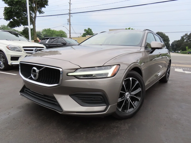 Volvo V60 T5 Momentum - автомобили, коли, обяви за нови и употребявани 3