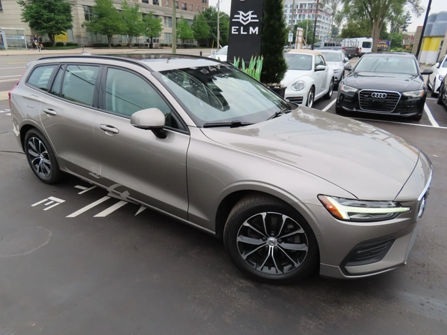Volvo V60 T5 Momentum - автомобили, коли, обяви за нови и употребявани 4