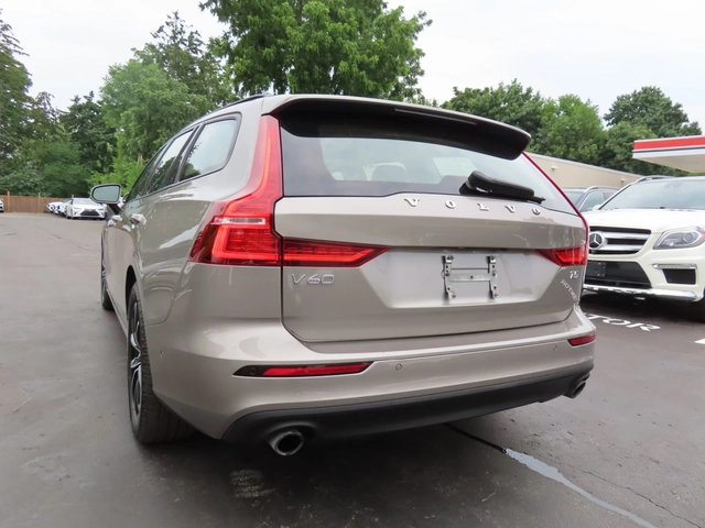 Volvo V60 T5 Momentum - автомобили, коли, обяви за нови и употребявани 6