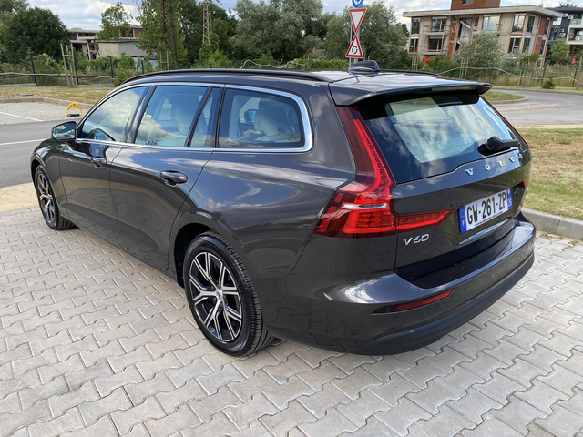 Volvo V60 B4 / Start/ DCT 7/ НАЛИЧЕН ! - автомобили, коли, обяви за нови и употребявани 6