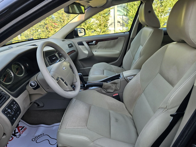 Volvo V70 2.4D-185кс= 6СКОРОСТИ= НАВИГАЦИЯ= КЛИМАТРОНИК - автомобили, коли, обяви за нови и употребявани 6