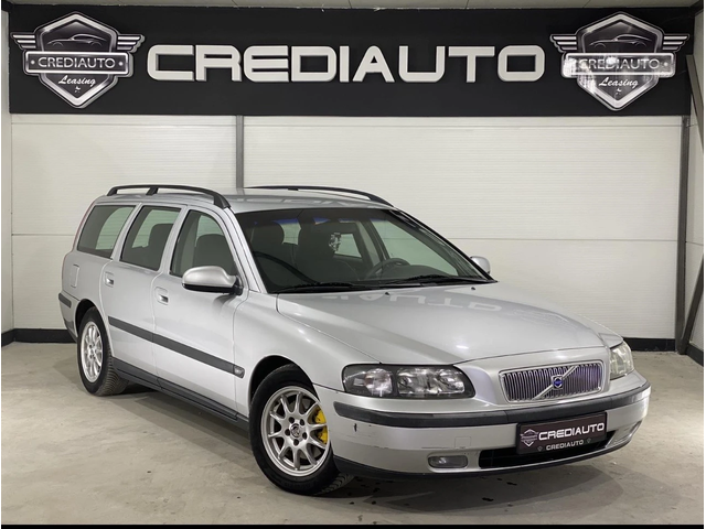 Volvo V70 2.4 - автомобили, коли, обяви за нови и употребявани 2