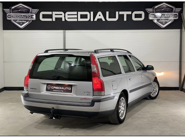 Volvo V70 2.4 - автомобили, коли, обяви за нови и употребявани 5