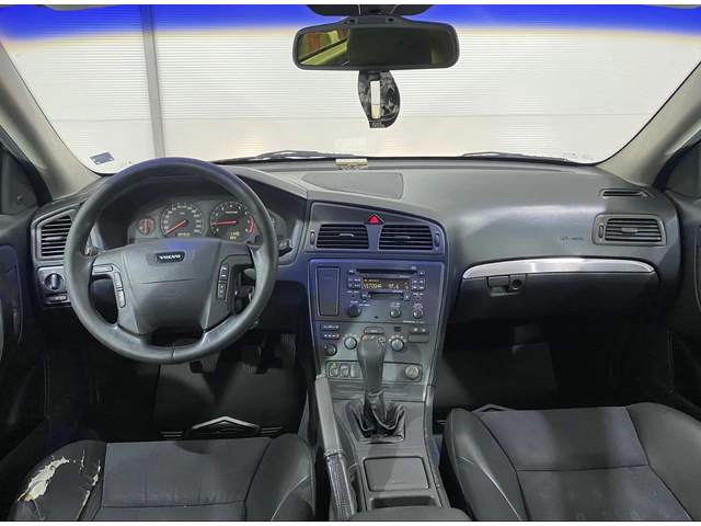 Volvo V70 2.4 - автомобили, коли, обяви за нови и употребявани 6