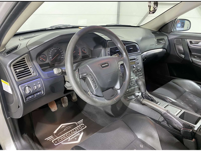 Volvo V70 2.4 - автомобили, коли, обяви за нови и употребявани 7