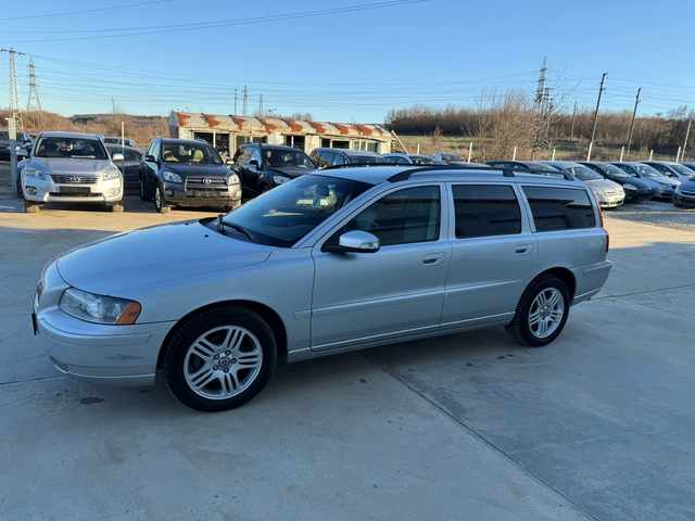 Volvo V70 2.4i 140k.c * Bi-Fuel* UNIKAT* - автомобили, коли, обяви за нови и употребявани 3