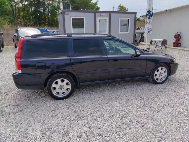 Volvo V70 2.4d D5* NOVA* UNIKAT - автомобили, коли, обяви за нови и употребявани 11
