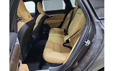 Volvo V90 Cross Country * B6 AWD * CARFAX * Бeз инциденти * - автомобили, коли, обяви за нови и употребявани 9