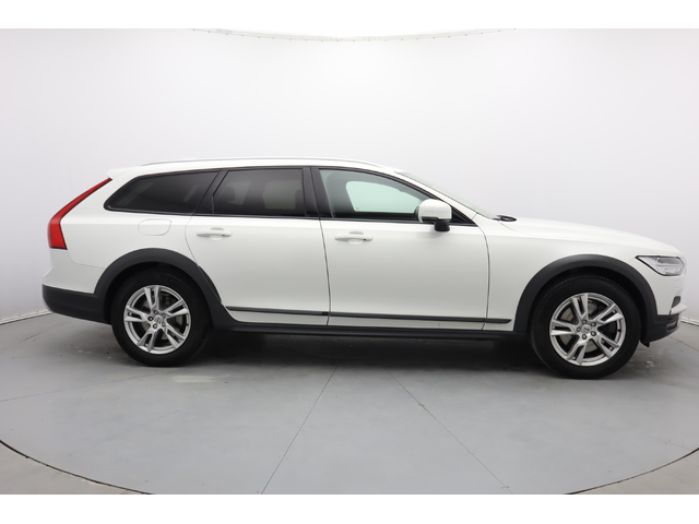 Volvo V90 Cross Country - автомобили, коли, обяви за нови и употребявани 30