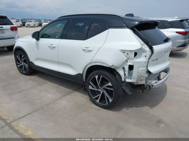 Volvo XC40 T5* R-DESIGN* АВТО КРЕДИТ - автомобили, коли, обяви за нови и употребявани 3
