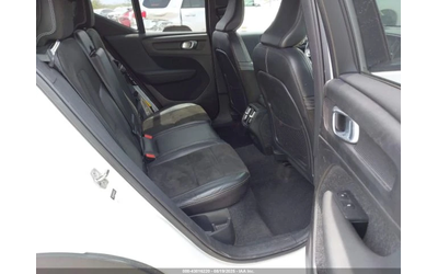 Volvo XC40 T5* R-DESIGN* АВТО КРЕДИТ - автомобили, коли, обяви за нови и употребявани 8