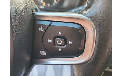 Volvo XC40 * T4 AWD Momentum * CARFAX * ЦЕНА ДО БГ - автомобили, коли, обяви за нови и употребявани 14