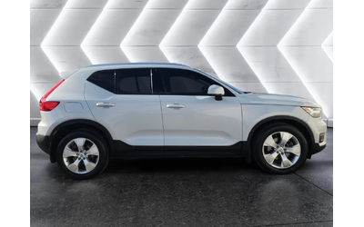 volvo-xc40 - 2