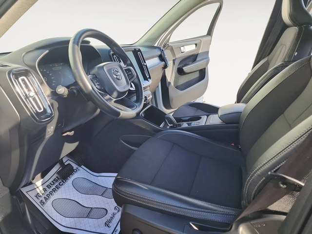 Volvo XC40 * T4 AWD Momentum * CARFAX * ЦЕНА ДО БГ - автомобили, коли, обяви за нови и употребявани 4