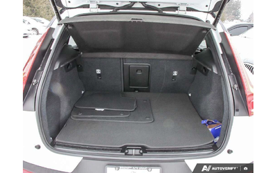 Volvo XC40 * R Design * CARFAX * ЦЕНА ДО БГ - автомобили, коли, обяви за нови и употребявани 15