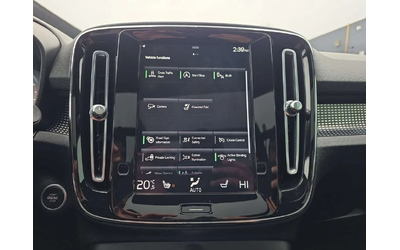 Volvo XC40 * R Design * CARFAX * ЦЕНА ДО БГ - автомобили, коли, обяви за нови и употребявани 13