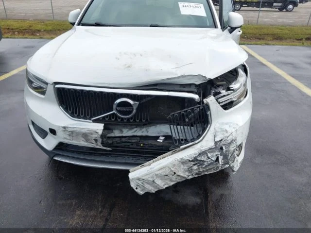 Volvo XC40 T5 MOMENTUM - автомобили, коли, обяви за нови и употребявани 4