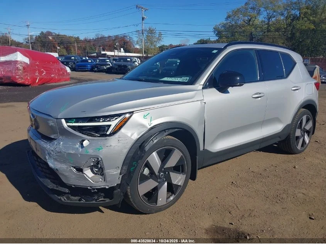 Volvo XC40 RECHARGE PURE ELECTRIC TWIN ULTIMATE - автомобили, коли, обяви за нови и употребявани 5