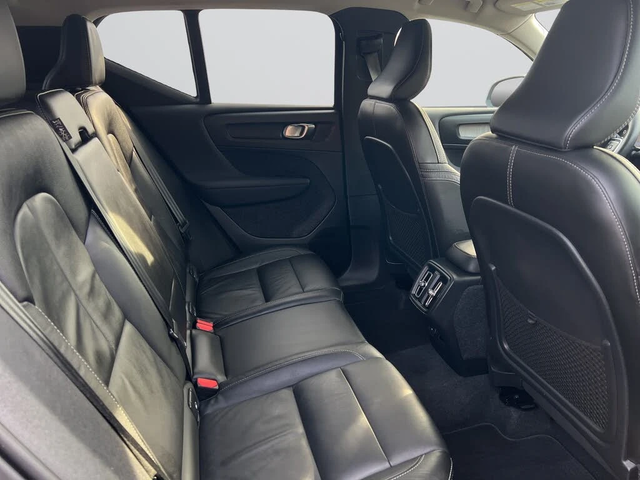 Volvo XC40 B5 Core AWD - автомобили, коли, обяви за нови и употребявани 14