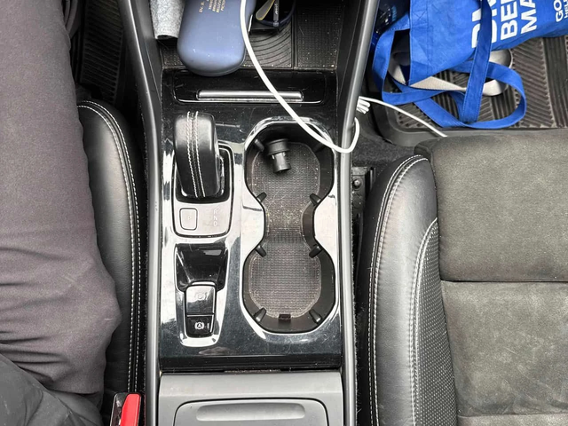 Volvo XC40 T5 AWD/ПАНОРАМА/360 КАМЕРИ - автомобили, коли, обяви за нови и употребявани 12