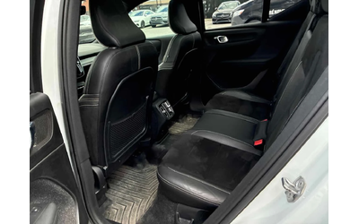 Volvo XC40 | R Design | ДВА КЛЮЧА | ПАНОРАМА | ПОДГРЕВ | - автомобили, коли, обяви за нови и употребявани 12