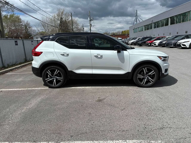 Volvo XC40 | R Design | ДВА КЛЮЧА | ПАНОРАМА | ПОДГРЕВ | - автомобили, коли, обяви за нови и употребявани 2