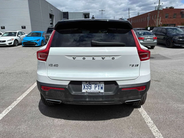 Volvo XC40 | R Design | ДВА КЛЮЧА | ПАНОРАМА | ПОДГРЕВ | - автомобили, коли, обяви за нови и употребявани 3