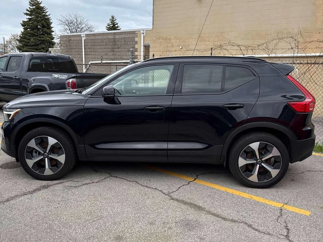 Volvo XC40 | Plus Dark Theme | ПОДГРЕВ | ПАНОРАМА | - автомобили, коли, обяви за нови и употребявани 1