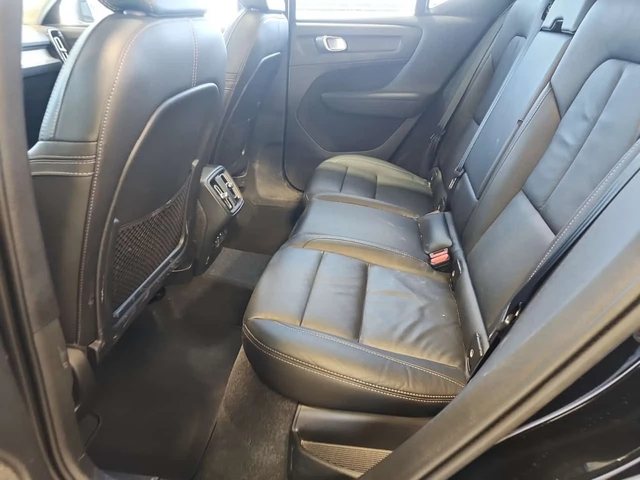 Volvo XC40 PLUS BRIGHT THEME| ПАМЕТ| ПАНОРАМА| 2 КЛЮЧА| - автомобили, коли, обяви за нови и употребявани 11
