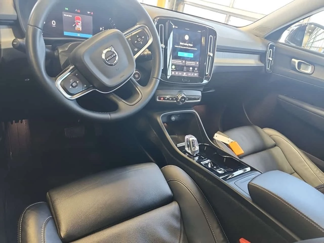 Volvo XC40 PLUS BRIGHT THEME| ПАМЕТ| ПАНОРАМА| 2 КЛЮЧА| - автомобили, коли, обяви за нови и употребявани 9