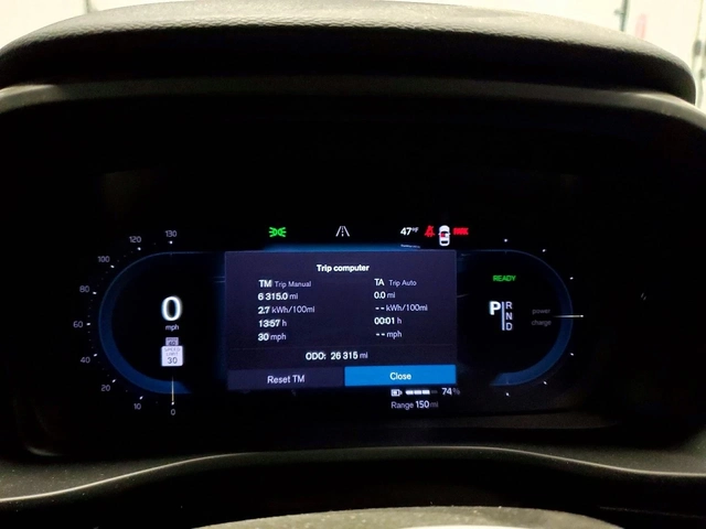 Volvo XC40 RECHARGE ULTIMATE AWD - автомобили, коли, обяви за нови и употребявани 8
