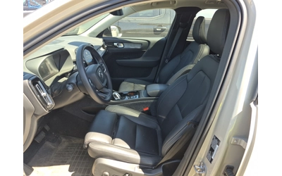 volvo-xc40 - 4