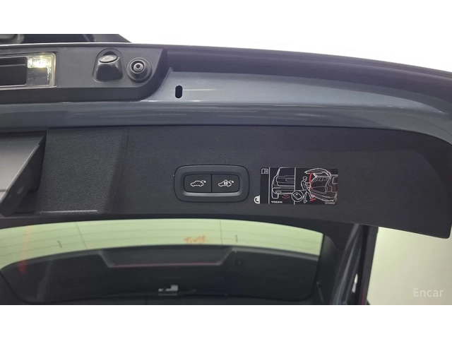 Volvo XC40 T4 AWD / INSCRIPTION / HARMAN-KARDON / 360 / PANO - автомобили, коли, обяви за нови и употребявани 16