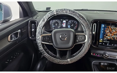 Volvo XC40 T4 AWD / INSCRIPTION / HARMAN-KARDON / 360 / PANO - автомобили, коли, обяви за нови и употребявани 6