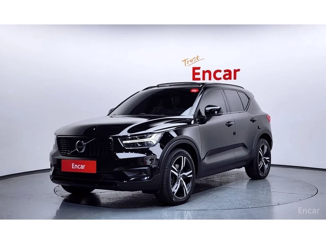 Volvo XC40 2018* R-DESIGN* DISTRONIK* DIGITAL* PANO* КРАЙНА Ц - автомобили, коли, обяви за нови и употребявани 0