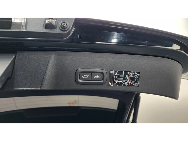 Volvo XC40 2018* R-DESIGN* DISTRONIK* DIGITAL* PANO* КРАЙНА Ц - автомобили, коли, обяви за нови и употребявани 15