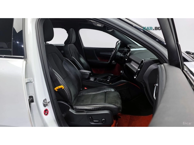 Volvo XC40 T4* R-Design* ПОДГРЕВ* ДИСТРОНИК* КАМЕРА* - автомобили, коли, обяви за нови и употребявани 8