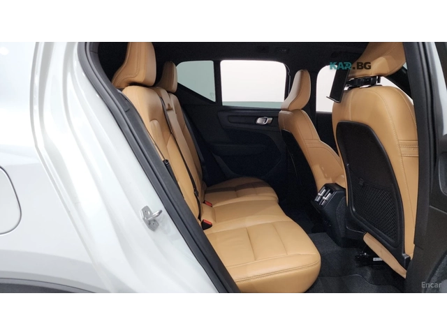Volvo XC40 B4 Inscription* КОЖА* НАВИ* ПАНО - автомобили, коли, обяви за нови и употребявани 9