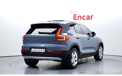 volvo-xc40 - 1