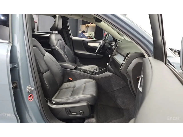 Volvo XC40 T4 Inscription* ЛИЗИНГ* - автомобили, коли, обяви за нови и употребявани 7