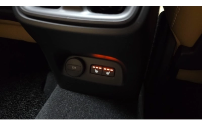 Volvo XC40 B4 Inscription | 360  | Adaptive Cruise | Panorami - автомобили, коли, обяви за нови и употребявани 11