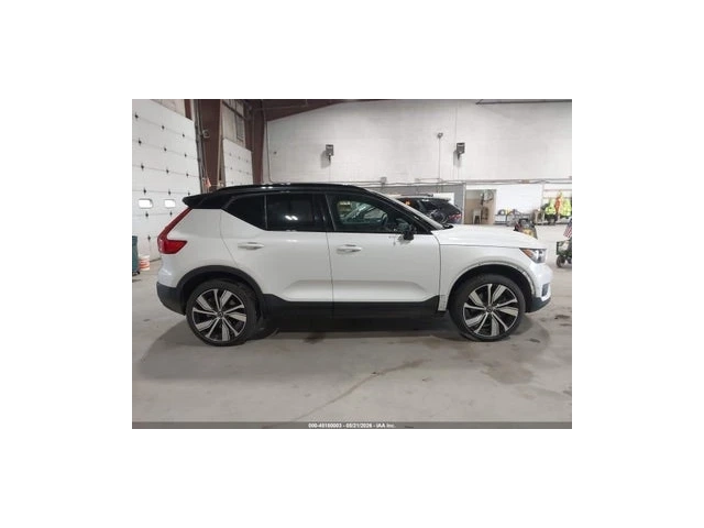 Volvo XC40 RECHARGE PURE ELECTRIC P8 TWIN ULTIMATE - автомобили, коли, обяви за нови и употребявани 10