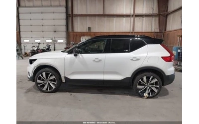 Volvo XC40 RECHARGE PURE ELECTRIC P8 TWIN ULTIMATE - автомобили, коли, обяви за нови и употребявани 11