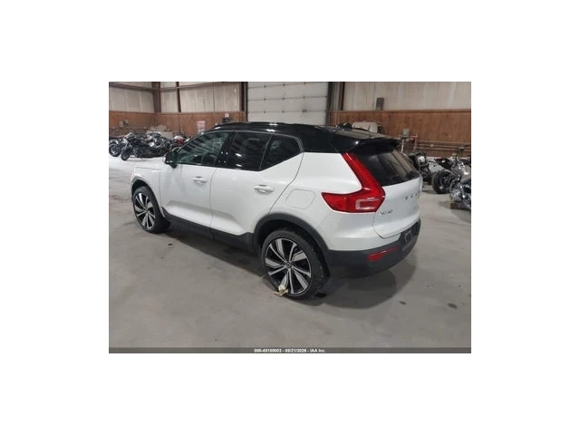 Volvo XC40 RECHARGE PURE ELECTRIC P8 TWIN ULTIMATE - автомобили, коли, обяви за нови и употребявани 2
