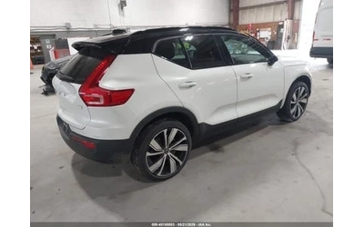 volvo-xc40 - 3