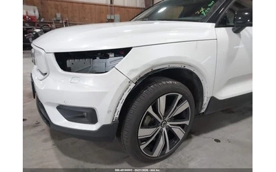 volvo-xc40 - 5