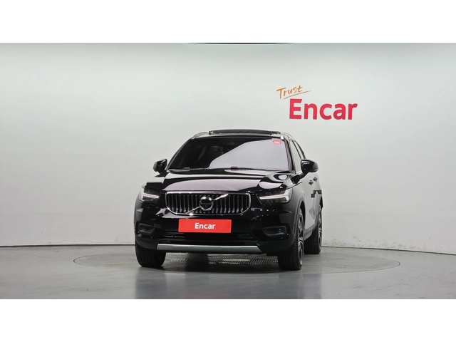 Volvo XC40 B4 Inscription - автомобили, коли, обяви за нови и употребявани 2