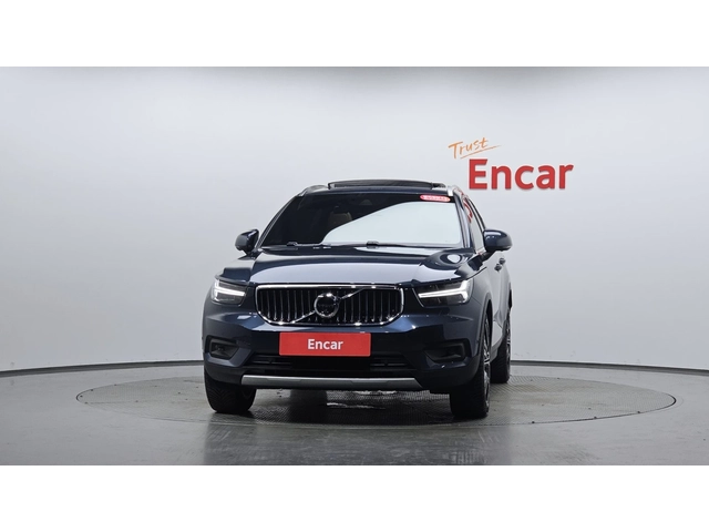 Volvo XC40 B4 Inscription - автомобили, коли, обяви за нови и употребявани 2