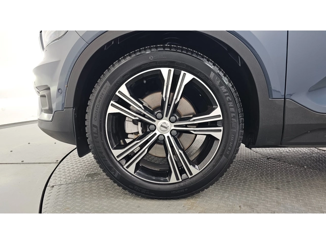 Volvo XC40 B4 Inscription - автомобили, коли, обяви за нови и употребявани 4